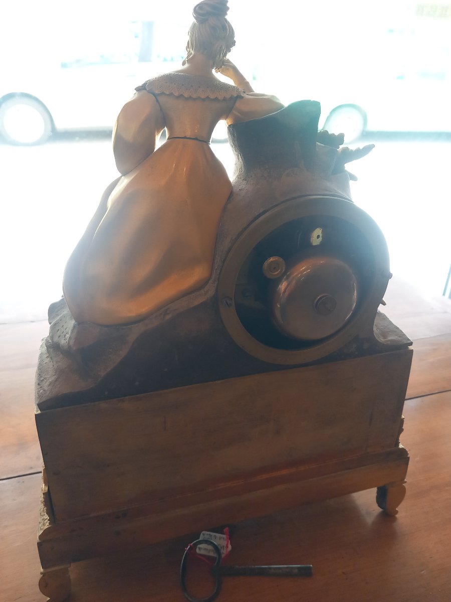 Pendule "romantique " en bronze, époque  Restauration. Estampille de Honoré PONS.-photo-4