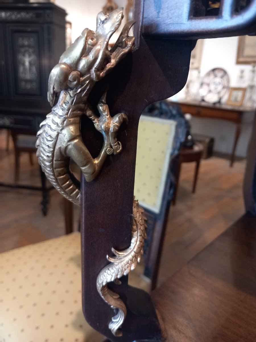 Gabriel VIARDOT, suite d'une paire de chaises (signées) et d'une selette. Fin 19ème, acajou.-photo-6
