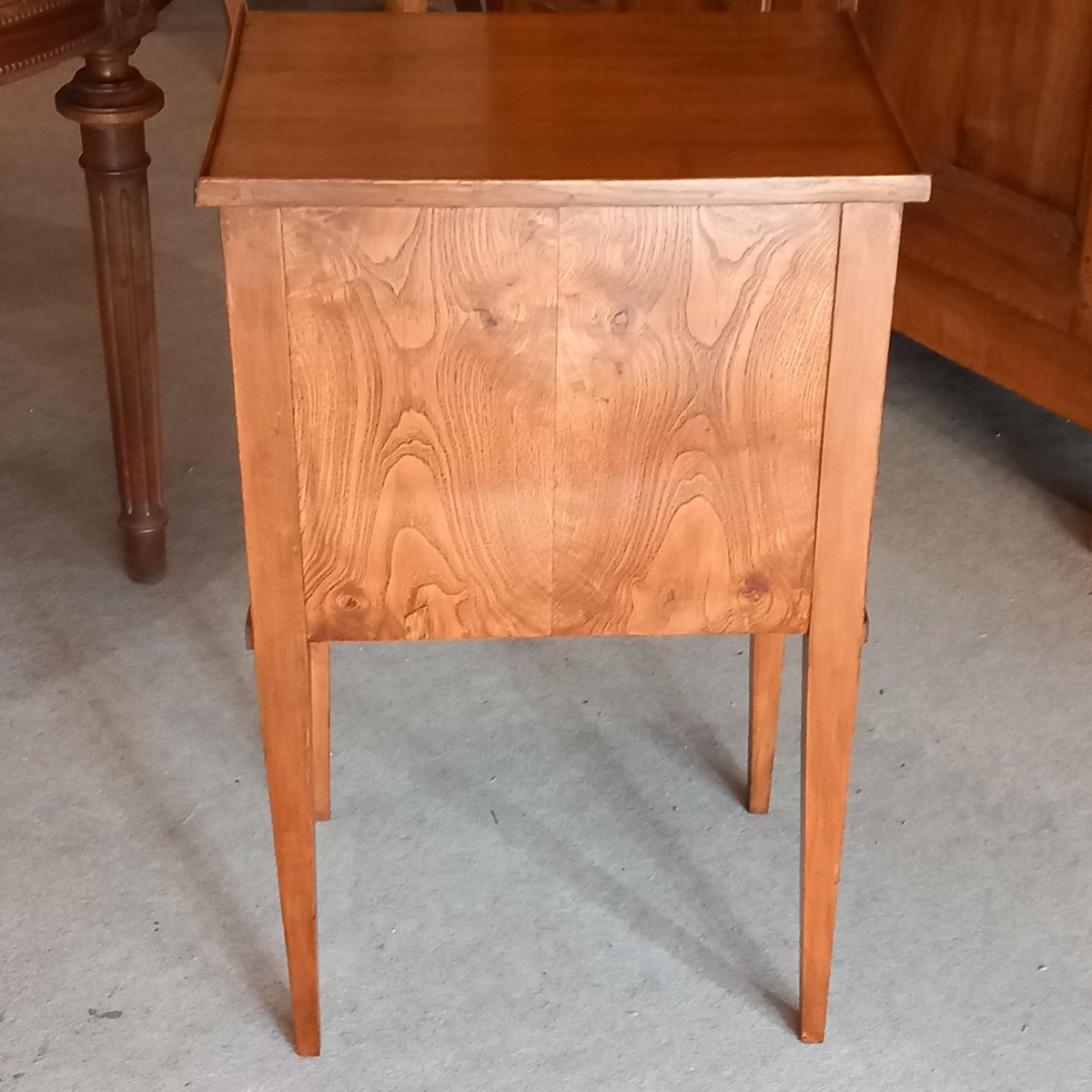 Chiffonnier Directoire, d'époque fin 19ème, en frêne  et loupe. -photo-1