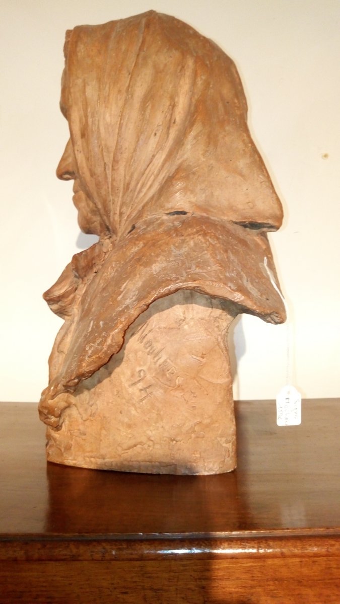 Terracotta Bust -photo-2