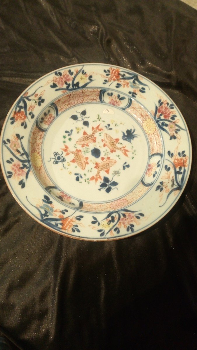 Série de 9 assiettes porcelaine 18è, de  la Compagnie des Indes.-photo-1