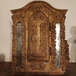 Tabernacle In Carved And Gilded Wood, Auvergne 17th Century.