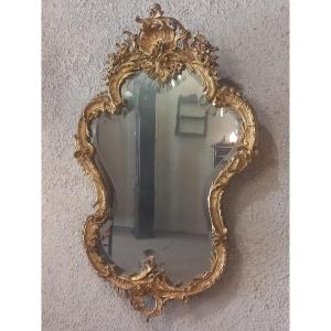 Grand miroir, style Louis XV, bois doré, époque Napoléon III.