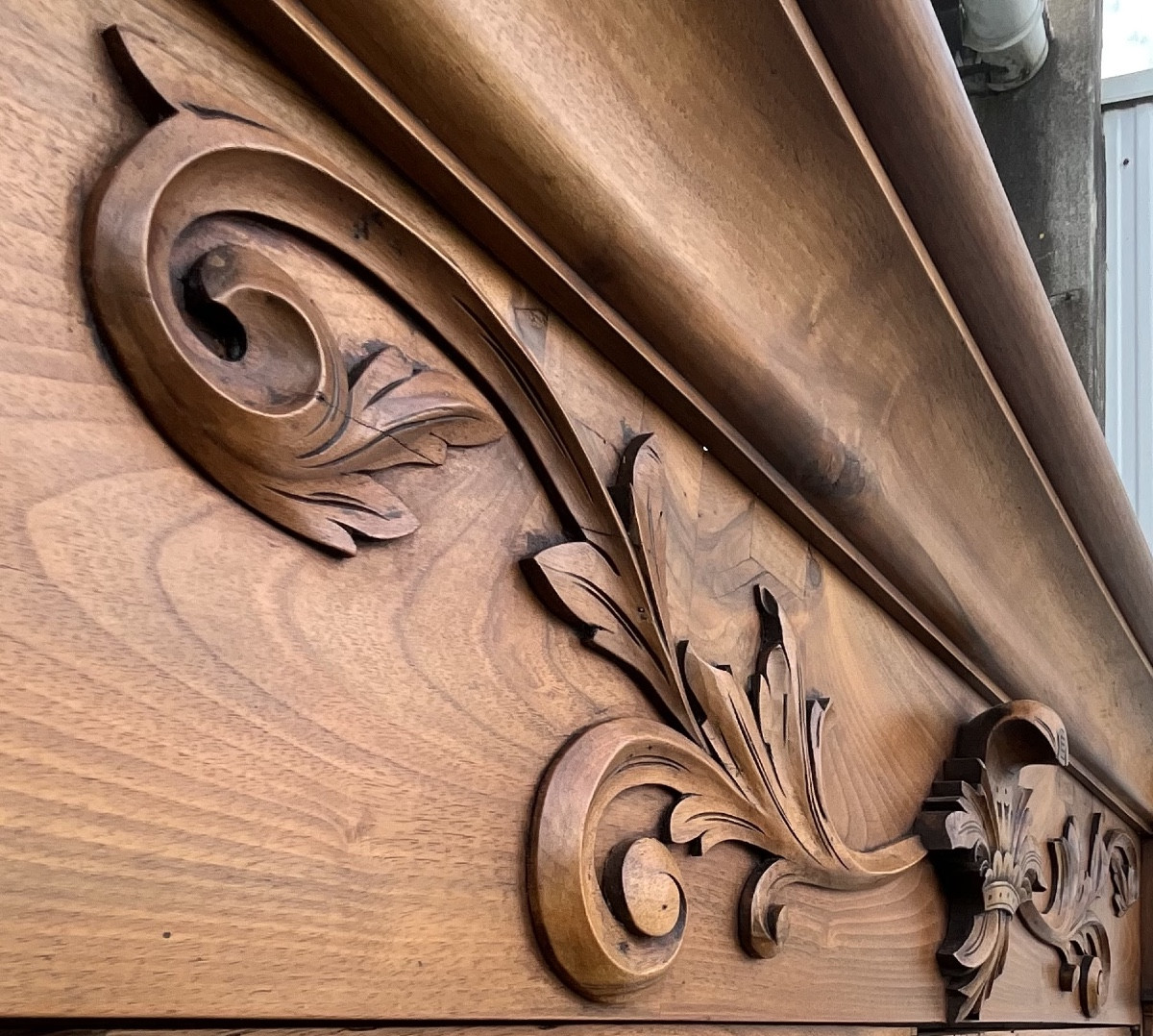 Armoire Empire en noyer massif  France, milieu du XIXe siècle-photo-2