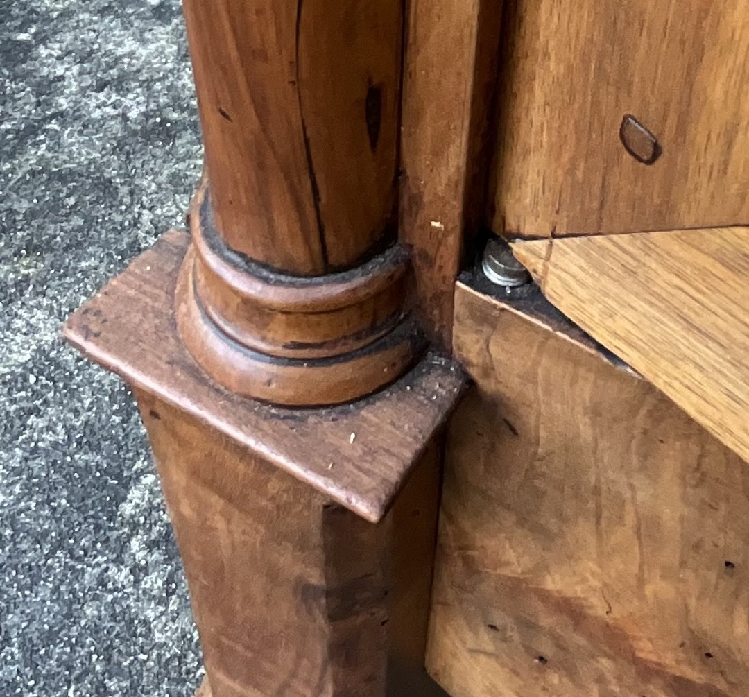 Armoire Empire en noyer massif  France, milieu du XIXe siècle-photo-1