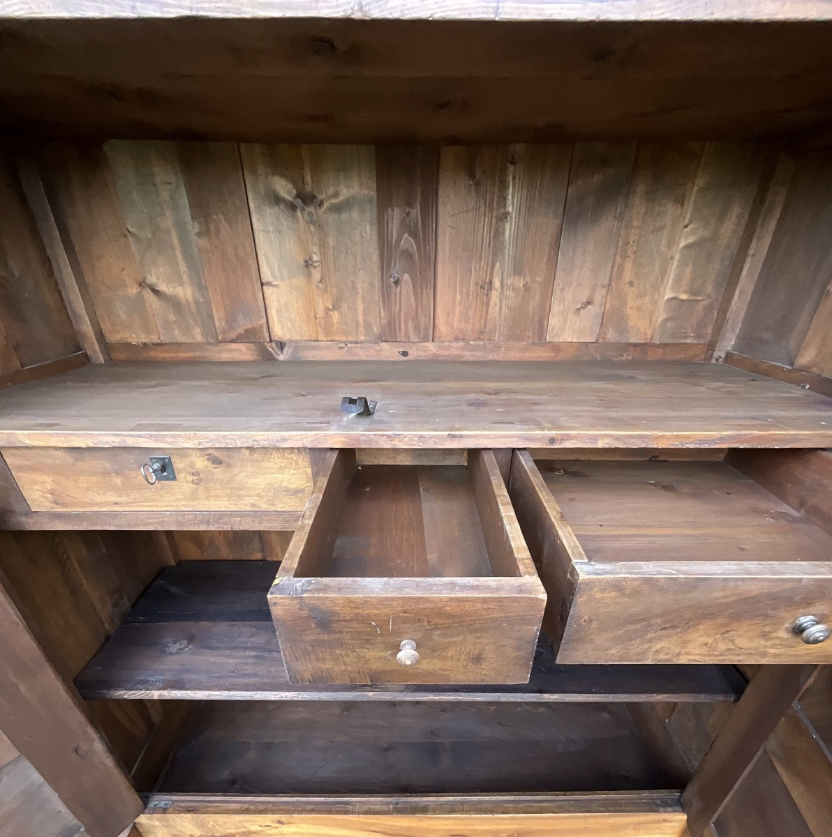 Armoire Empire en noyer massif  France, milieu du XIXe siècle-photo-5