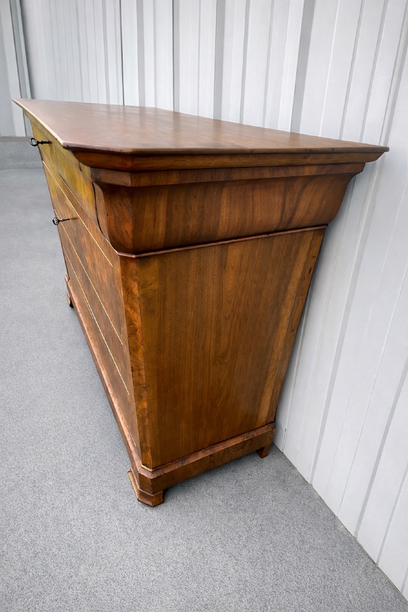 Commode Louis-Philippe en ronce de noyer  France, milieu du XIXᵉ siècle-photo-6