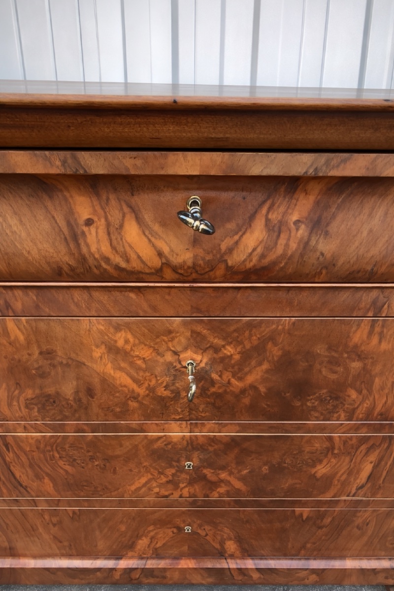 Commode Louis-Philippe en ronce de noyer  France, milieu du XIXᵉ siècle-photo-8