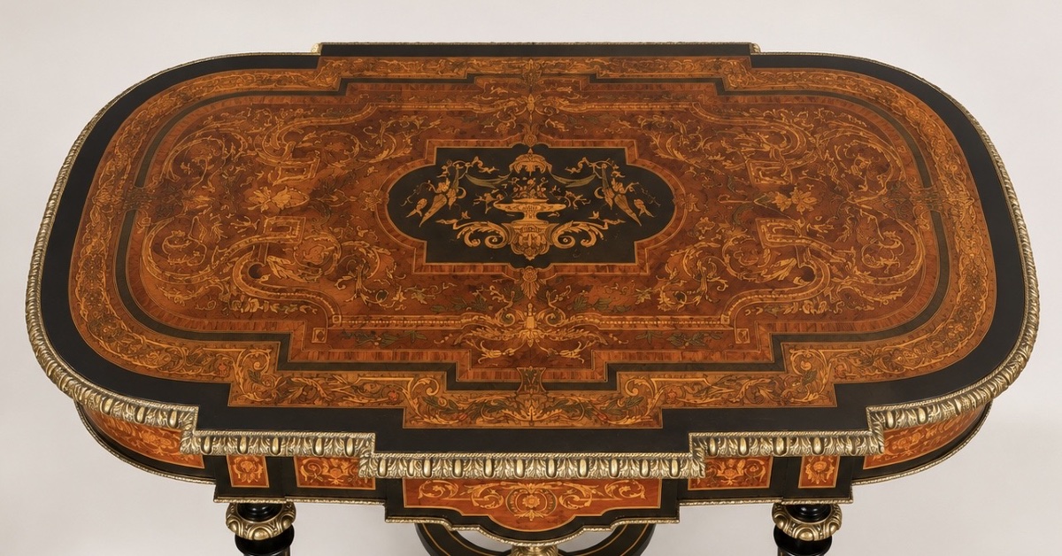 Napoleon III-style Coffee Table With Marquetry And Gilded Bronze Accents-photo-3