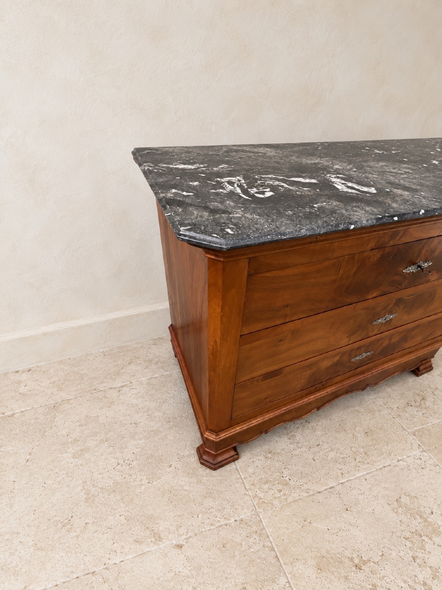 Commode française de style Louis-Philippe en ronce de noyer, fin du XIXe siècle-photo-1