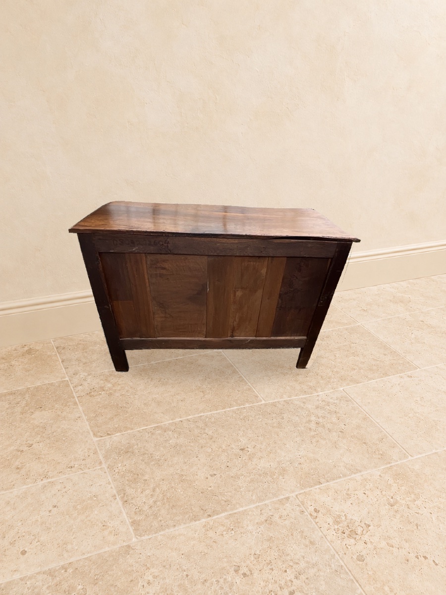 Commode Louis XV en noyer massif, époque XVIIIᵉ siècle-photo-7