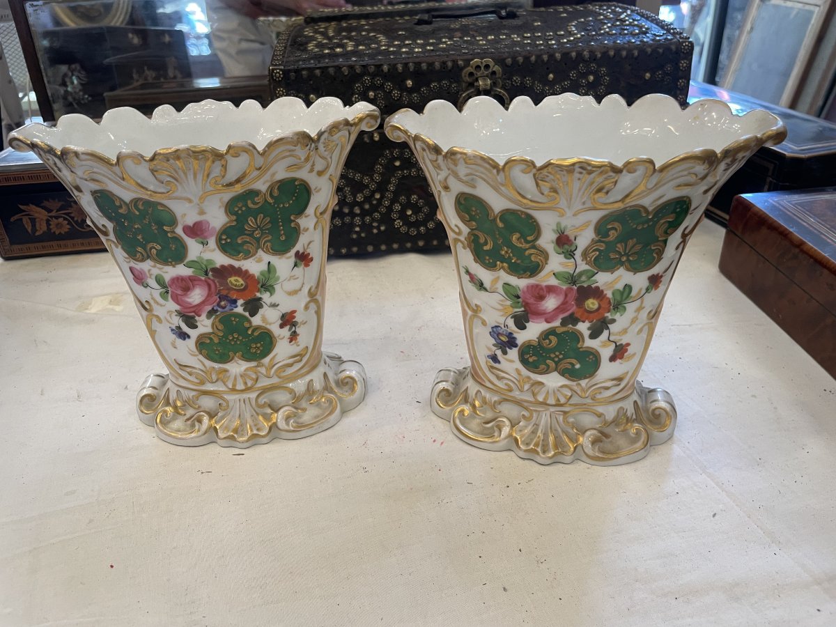 Pair Of Porcelain Vases-photo-2