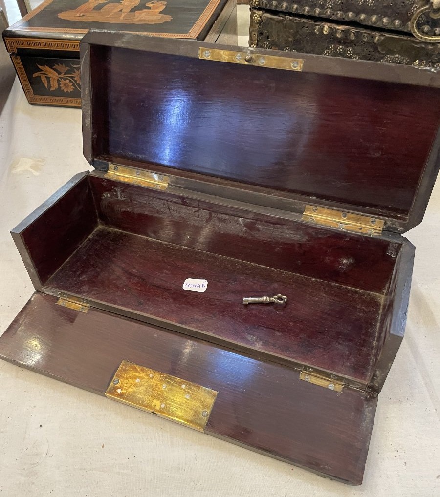 Glove Compartment-photo-3