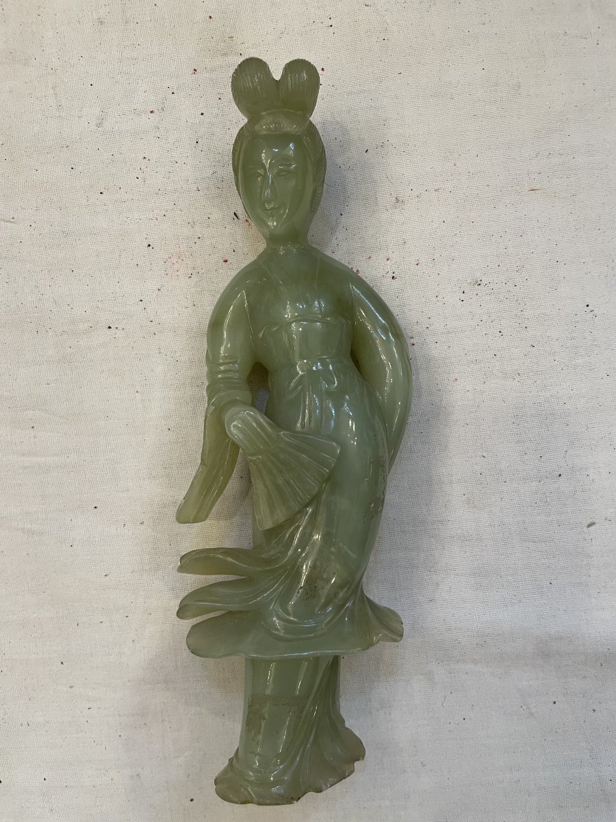 Sculpture de femme