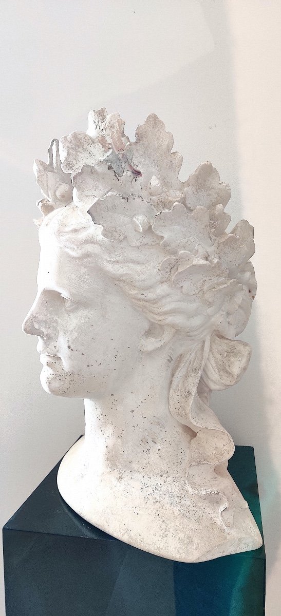Grand buste en plâtre figurant une "Marianne" en Vestale à l'Antique , seconde moitié XIXème.-photo-4