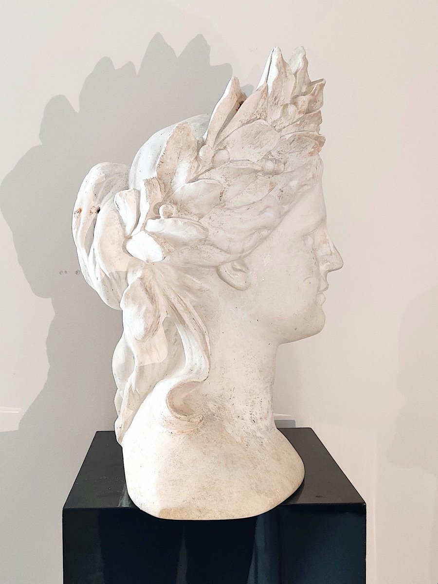 Grand buste en plâtre figurant une "Marianne" en Vestale à l'Antique , seconde moitié XIXème.-photo-5