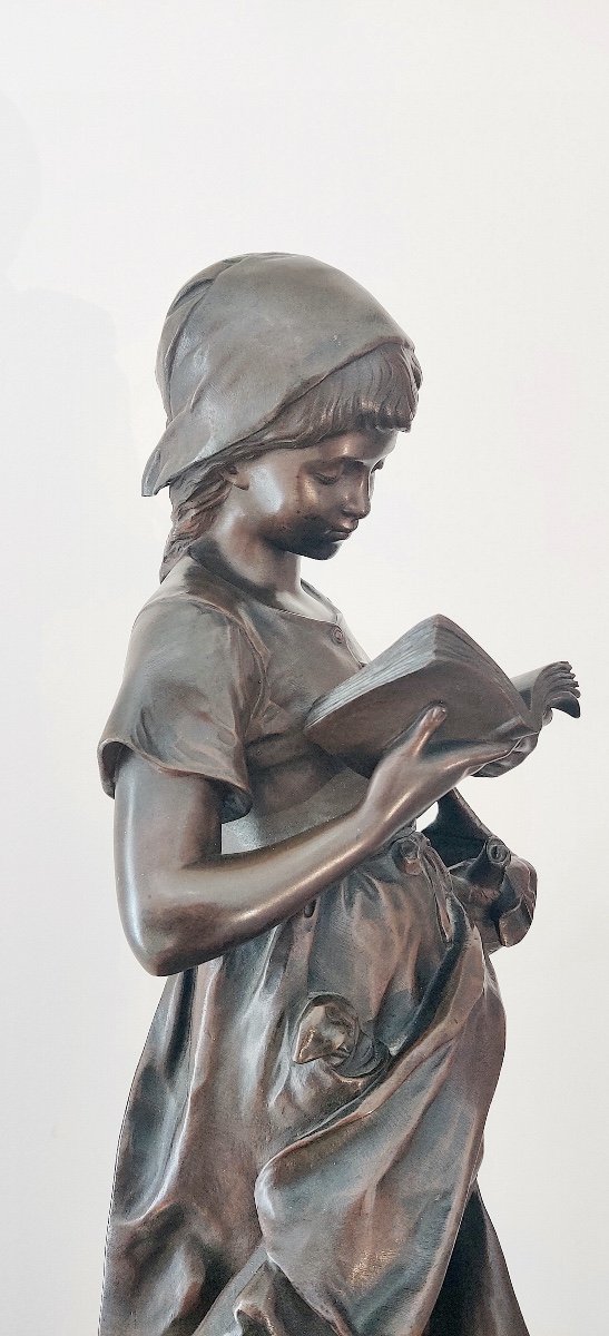 Grande sculpture en bronze " La petite liseuse " signé Mathurin Moreau , seconde moitié XIXème-photo-2