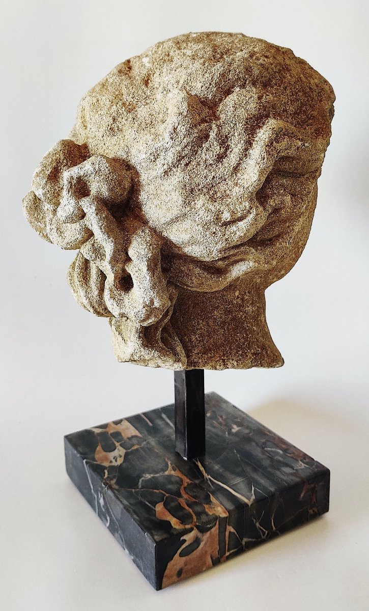 Tête de "Déesse à l'Antique " en pierre sculptée d'époque LXIV-photo-2