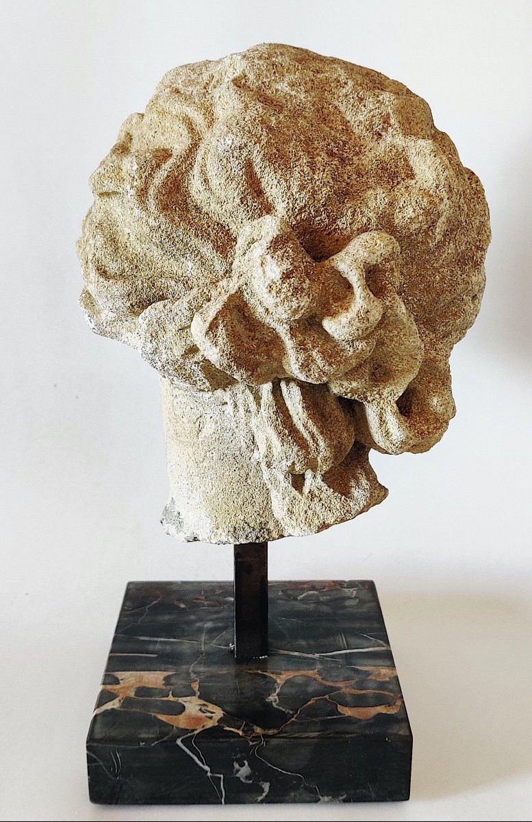 Tête de "Déesse à l'Antique " en pierre sculptée d'époque LXIV-photo-4