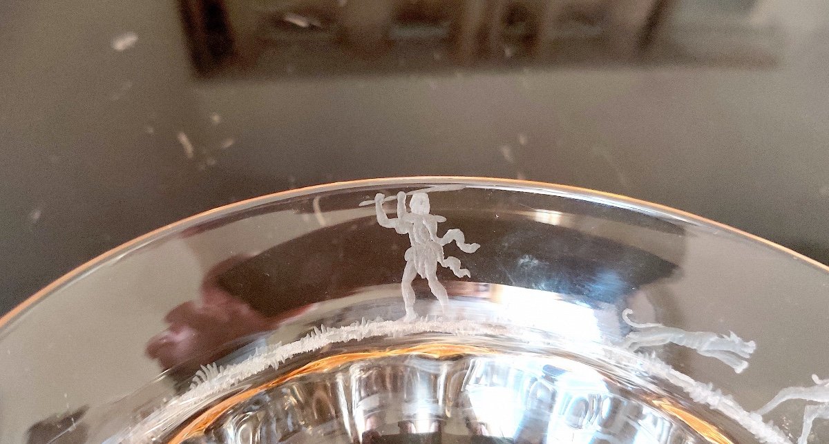 Paire de coupes sur pieds en verre de Venise à décor gravé " Chasse aux cerfs" , XIXème .-photo-3