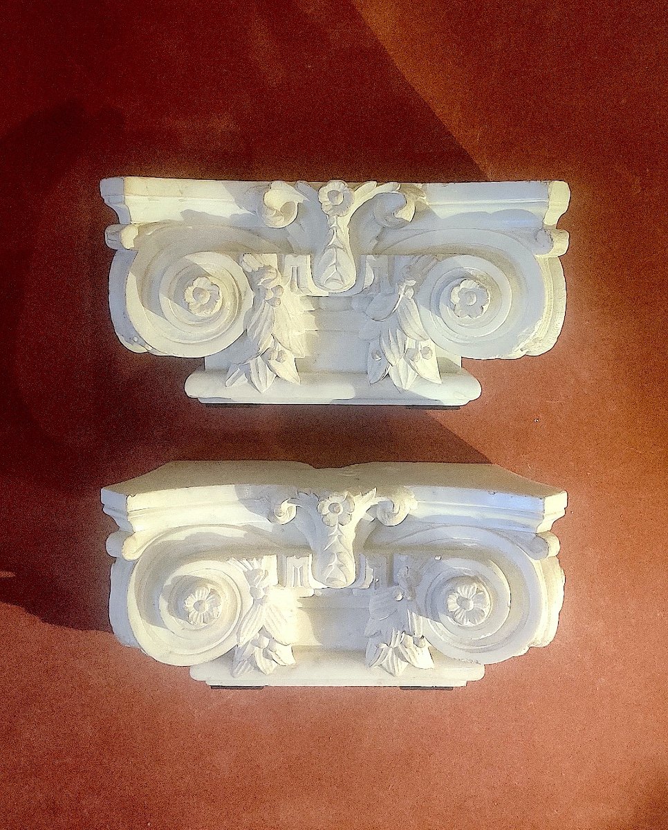 Pair Of Ionic Style Half-capitals In Sculpted Carrara Marble From The Late 19th Century.-photo-2