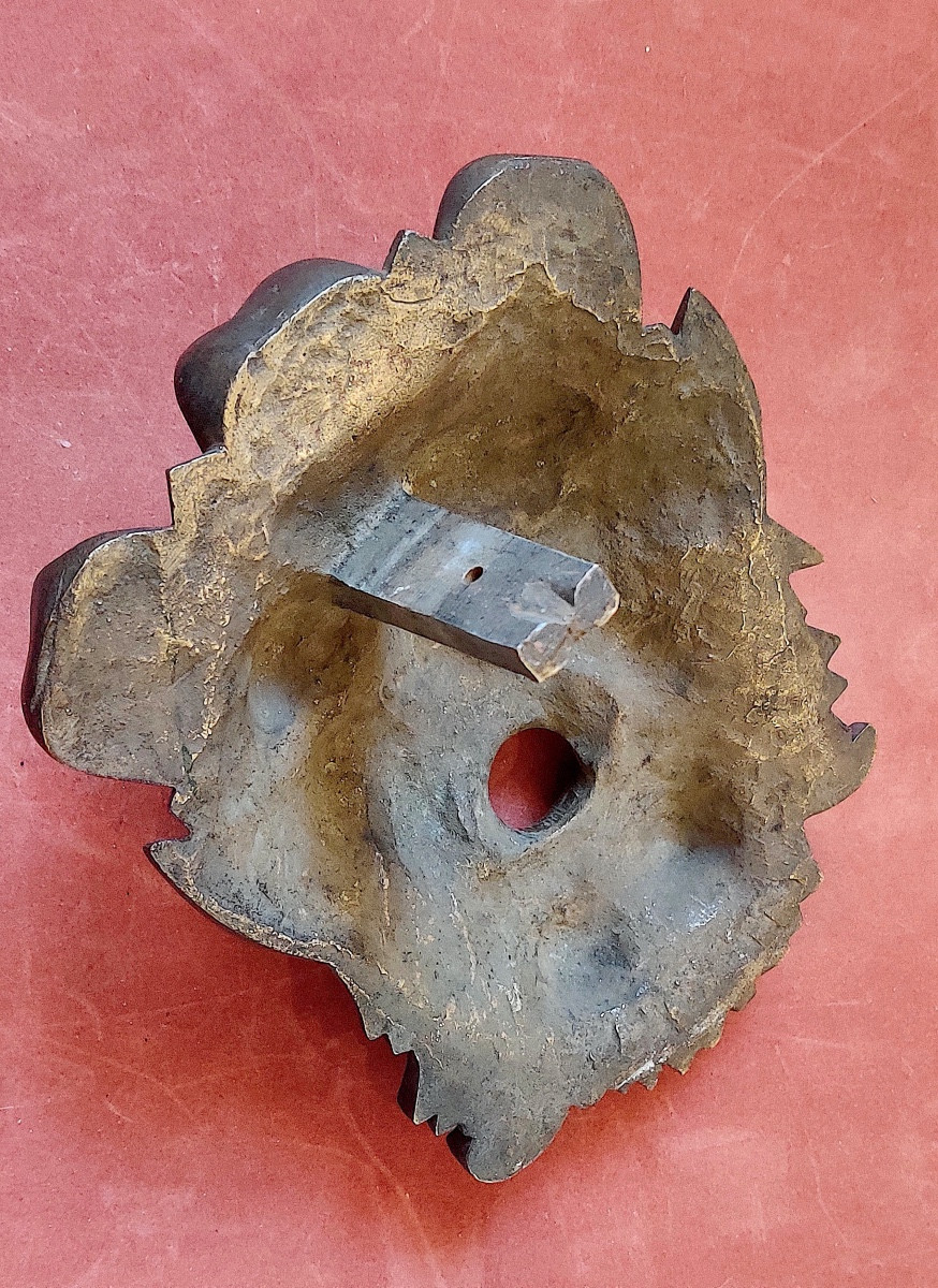 Important  heurtoir/ marteau de porte  Renaissance en bronze d'époque XVIIème siècle.-photo-8