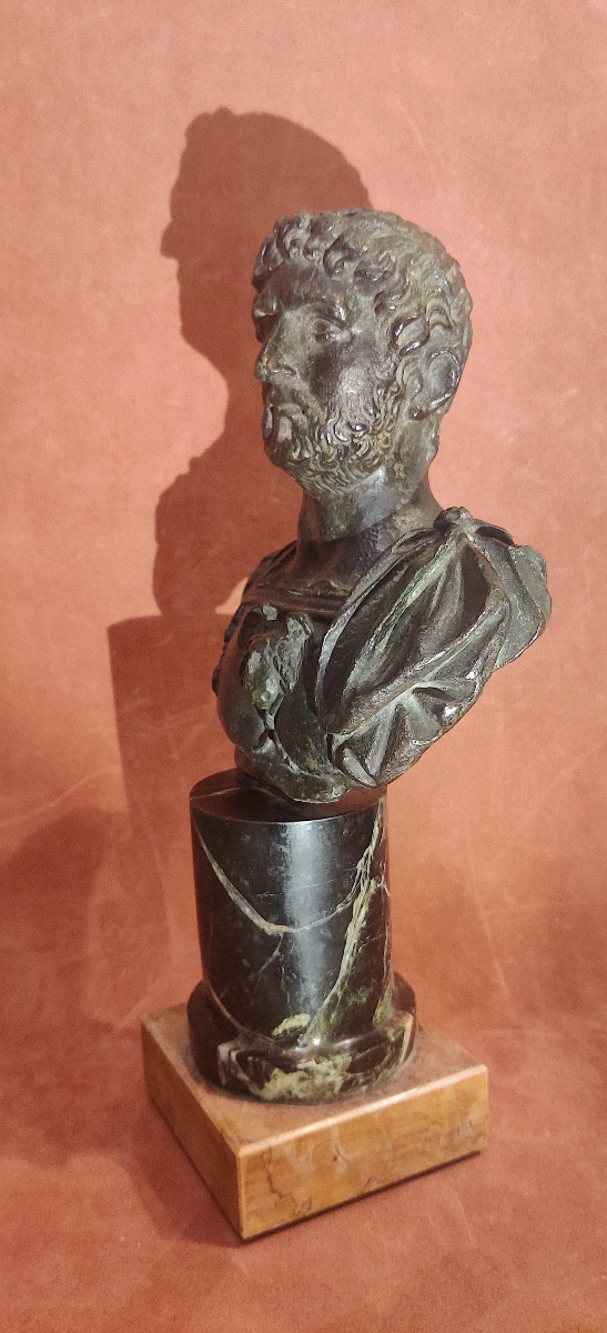 Antique-style Bust In Patinated Bronze Of Emperor Hadrian, Italy, 19th Century.-photo-3