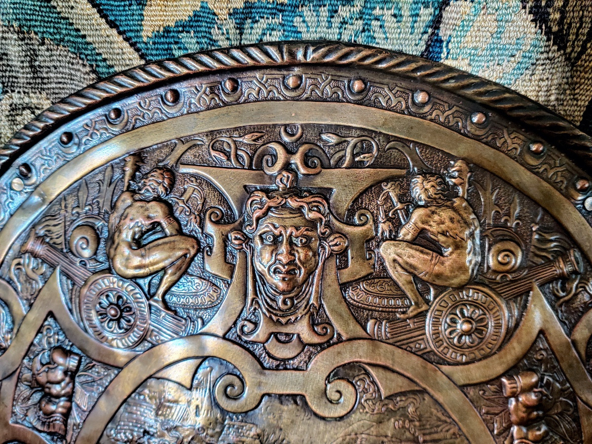 Renaissance Style Ceremonial Shield, Embossed Copper, 19th Century-photo-1