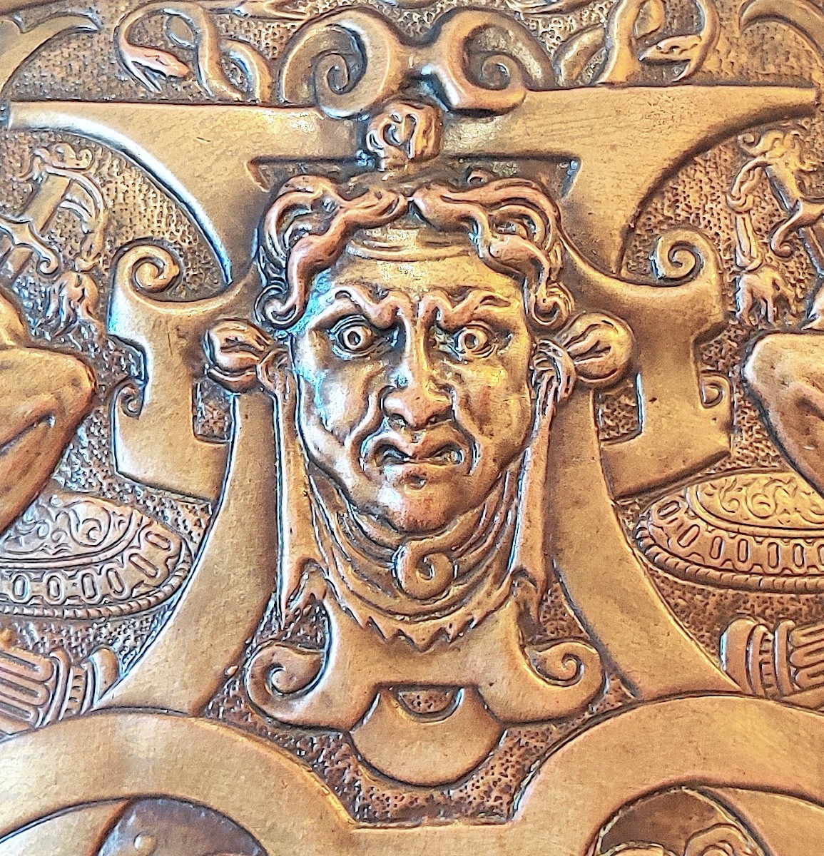 Renaissance Style Ceremonial Shield, Embossed Copper, 19th Century-photo-2