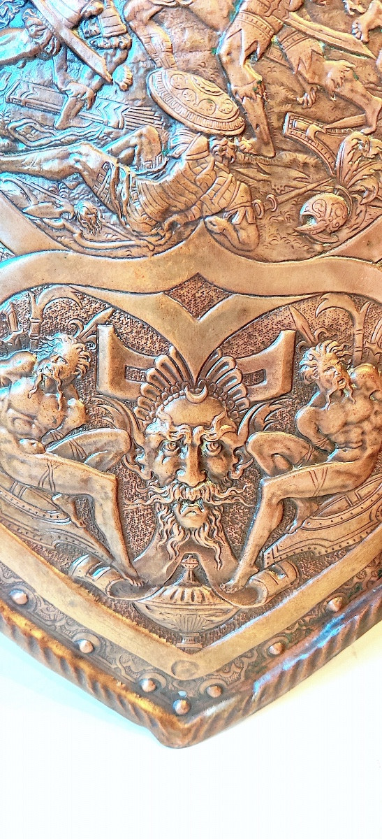 Renaissance Style Ceremonial Shield, Embossed Copper, 19th Century-photo-3