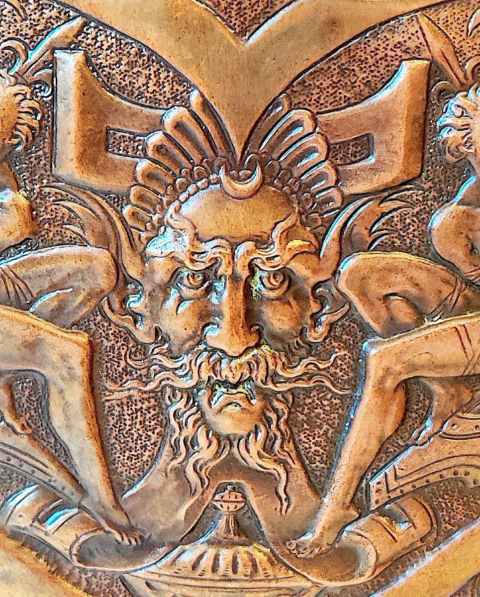 Renaissance Style Ceremonial Shield, Embossed Copper, 19th Century-photo-4