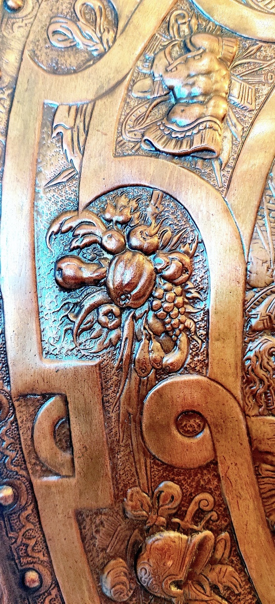 Renaissance Style Ceremonial Shield, Embossed Copper, 19th Century-photo-6