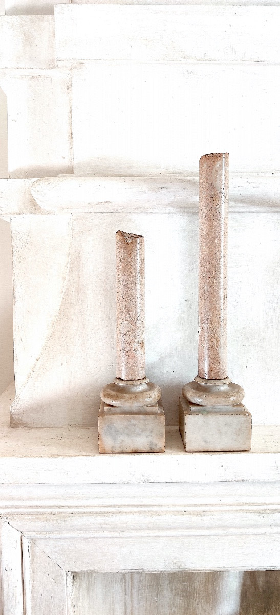 Paire de petites colonnes tronquées en marbre pour cabinet de curiosités , Italie , XIXème .-photo-2