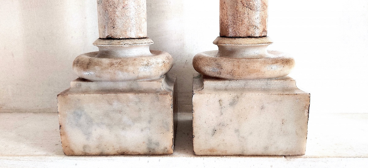 Paire de petites colonnes tronquées en marbre pour cabinet de curiosités , Italie , XIXème .-photo-1