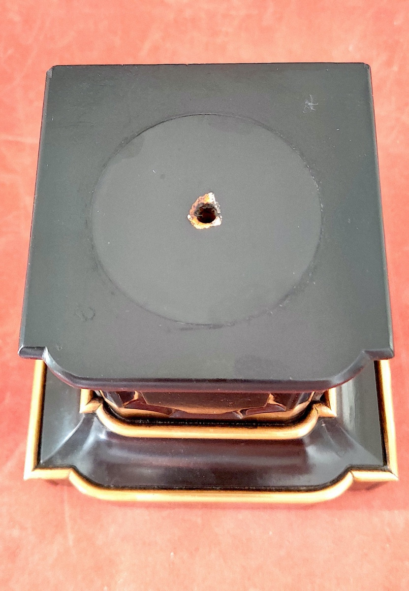 Socle / Présentoir NIII en marbre noir et bronze doré -photo-2