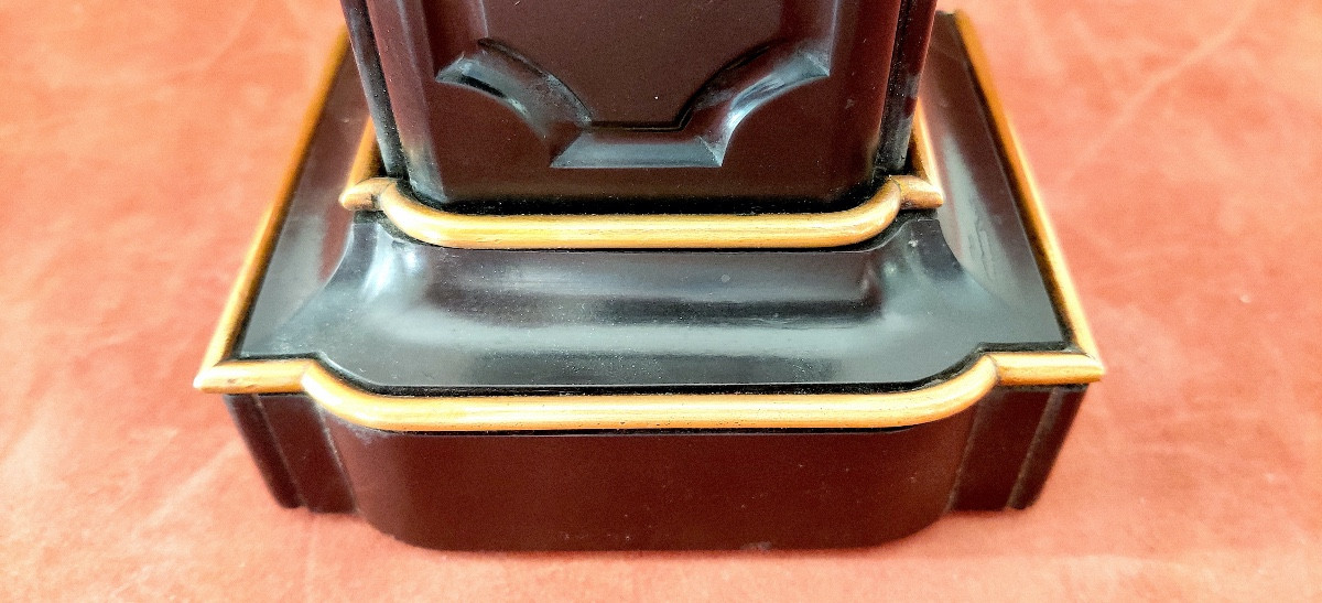 Socle / Présentoir NIII en marbre noir et bronze doré -photo-3
