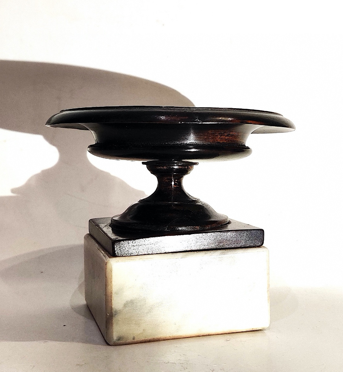 Small Turned Wooden Bowl On A Marble Base, A Masterful Object From The Early 19th Century.-photo-1
