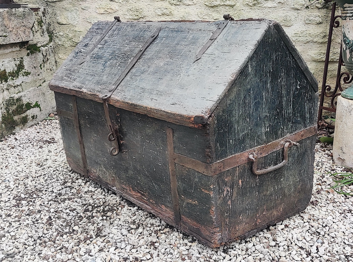Boatman's Or Riverboatman's Chest, Painted Wood With Iron Hinges, 18th Century.-photo-2