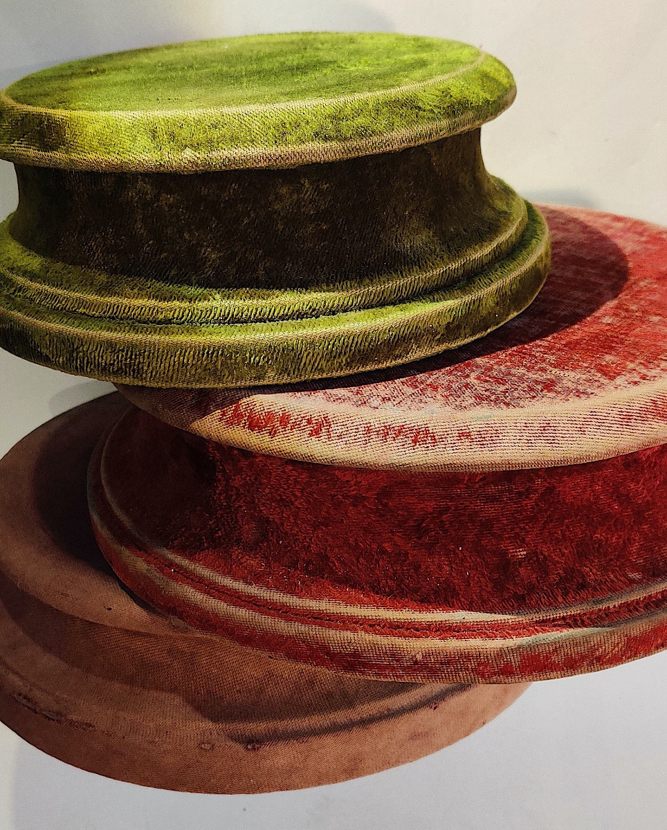 Set Of 3 Pedestals/display Stands For Sculptures, Niii Period.-photo-5