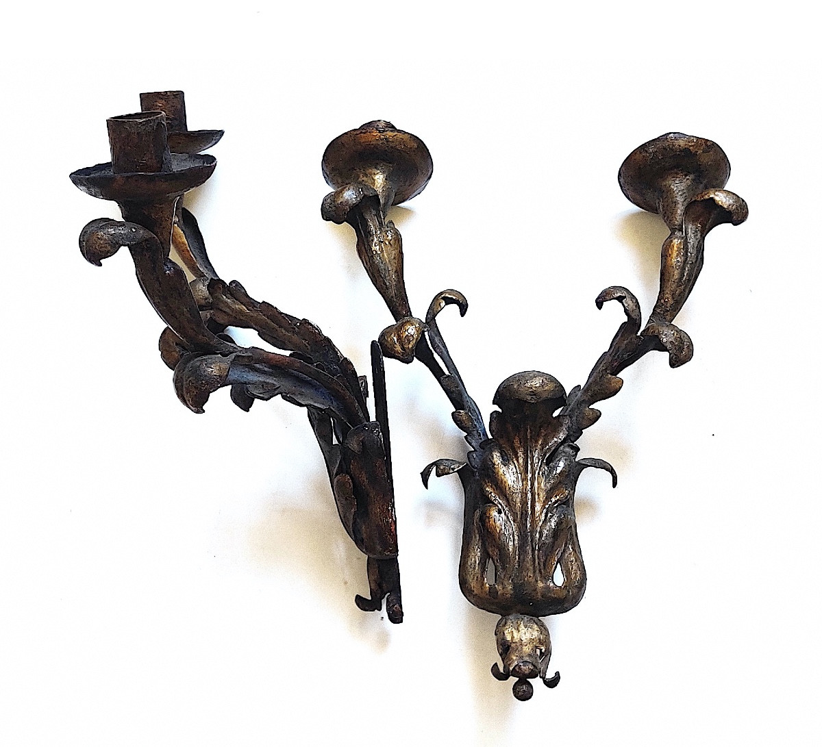 Pair Of Italian Baroque Sconces In Gilded Iron From The 19th Century.-photo-4