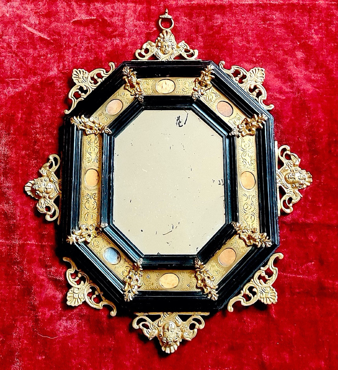 Petit miroir octogonal italien de style Renaissance  d'époque XIXème .-photo-4