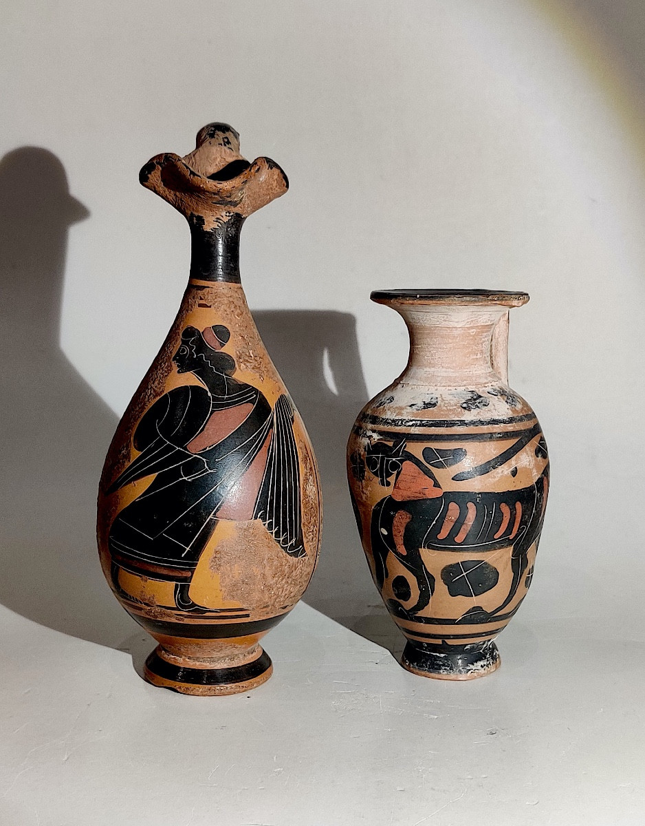 Ensemble de 2 petits vases de style grec , terre cuite peinte , Italie , fin XIXème.-photo-2