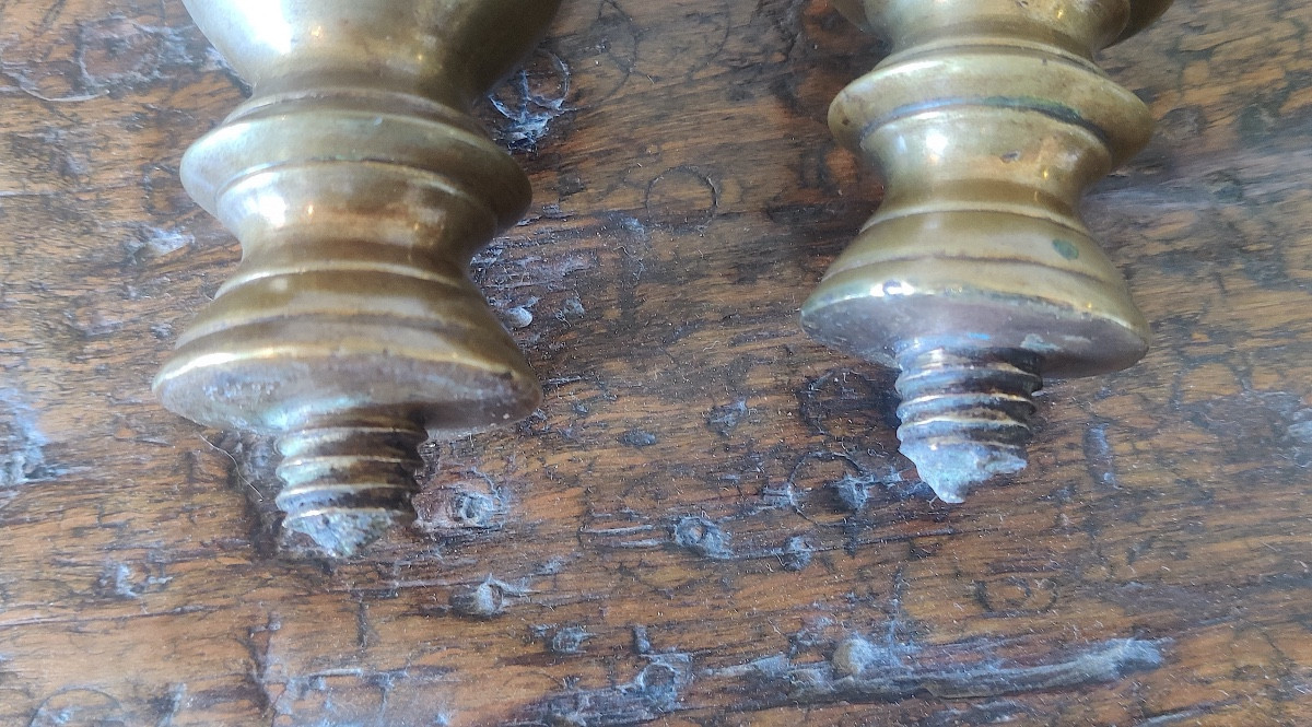 Paire de grands bougeoirs à disque en bronze , Hollande , XVIIIème-photo-7
