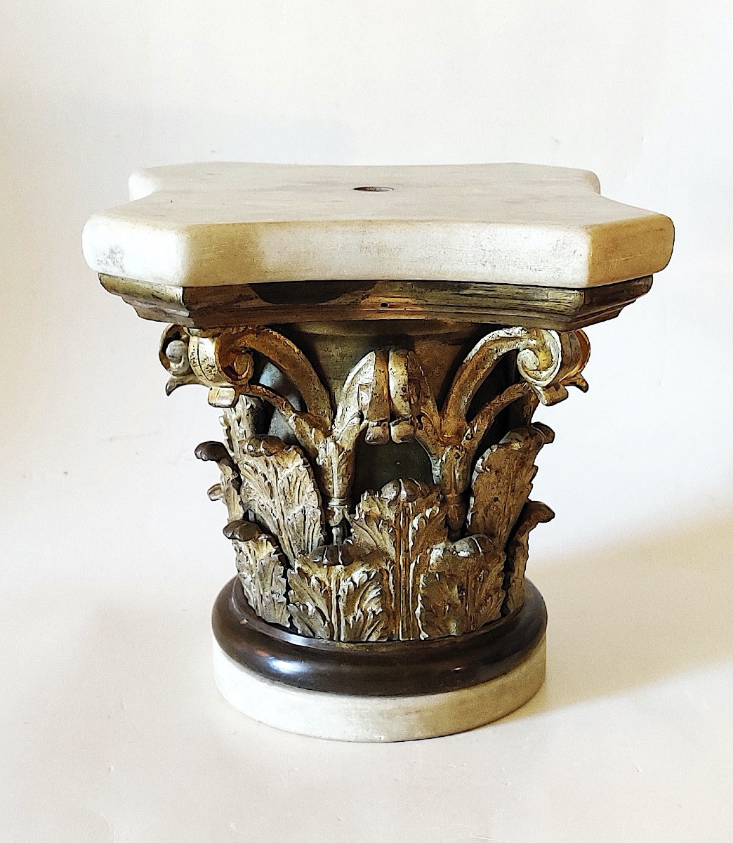 Grand socle/présentoir " Chapiteau corinthien" , bronze doré et marbre , Italie, époque XIXème-photo-1