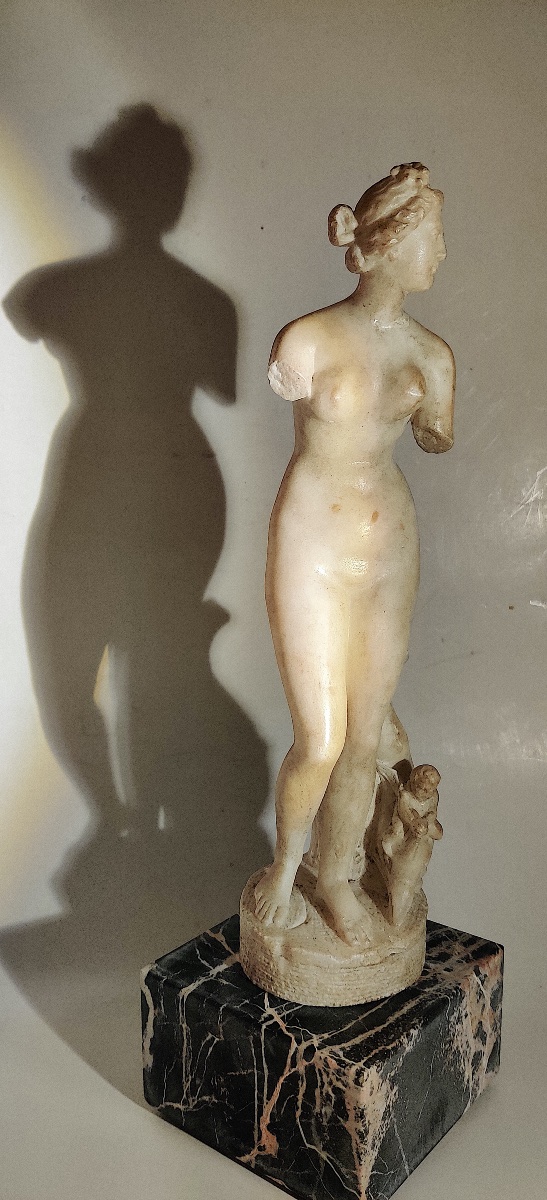 Carved Alabaster -photo-1