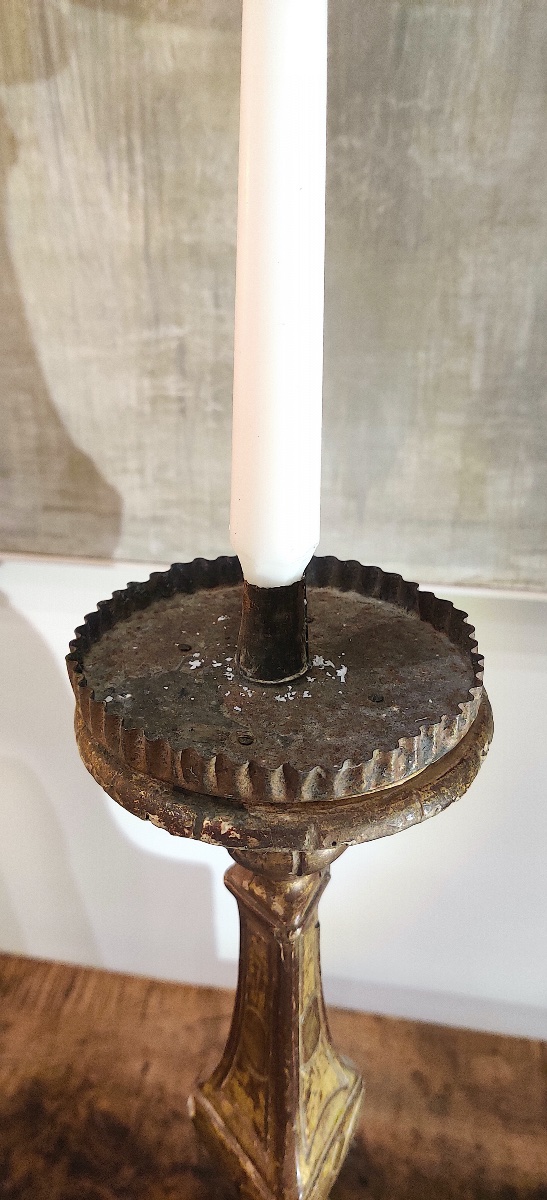 Paire de grands bougeoirs en bois doré , Italie , fin XVIIIème .-photo-4
