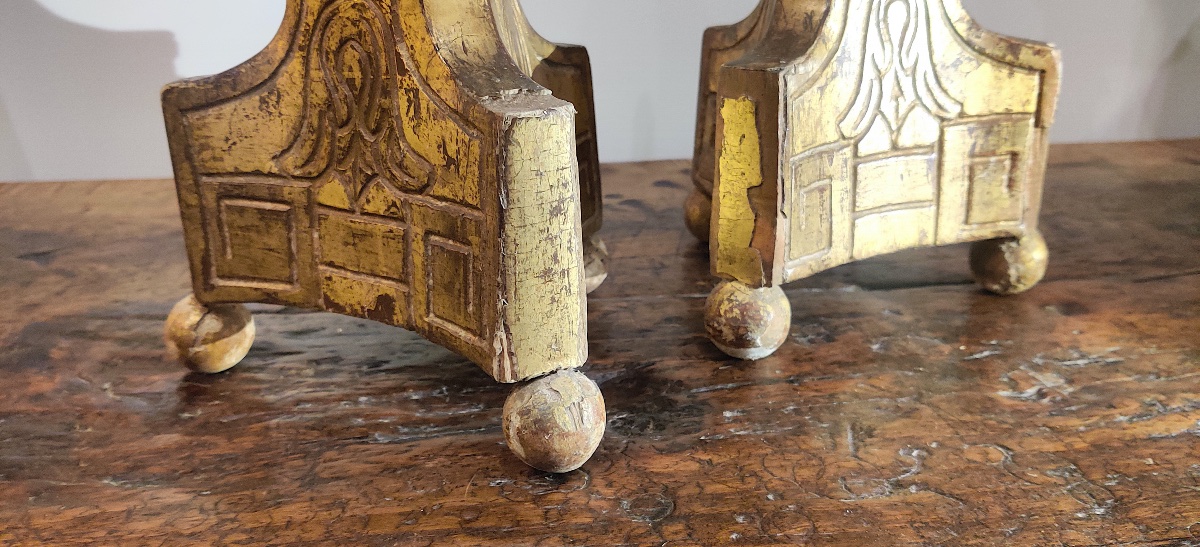 Paire de grands bougeoirs en bois doré , Italie , fin XVIIIème .-photo-3