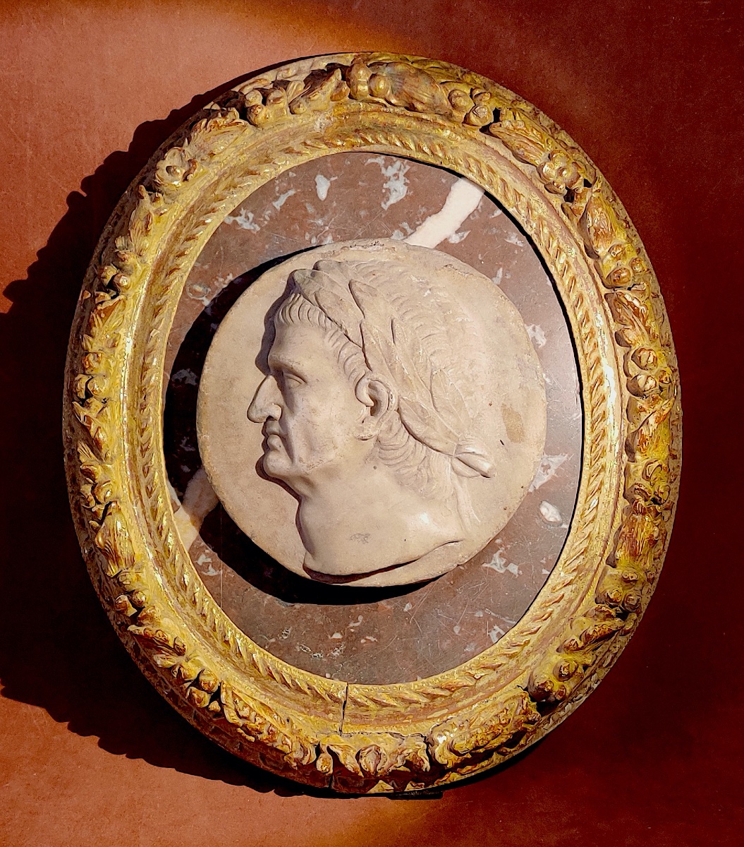 Portrait encadré d'Empereur Romain en marbre sculpté fin XVIIIème .-photo-4