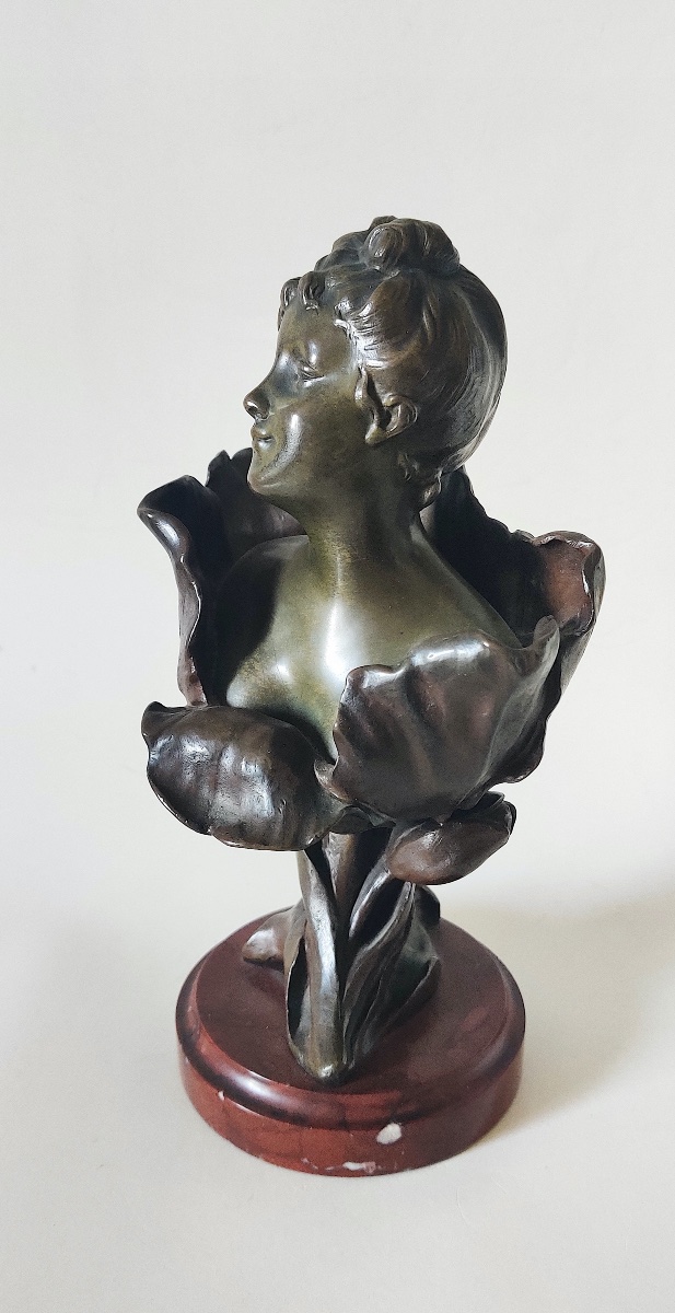 Bronze Art Nouveau d'Henri Godet ( 1863-1937)  " La Femme Fleur" .-photo-2
