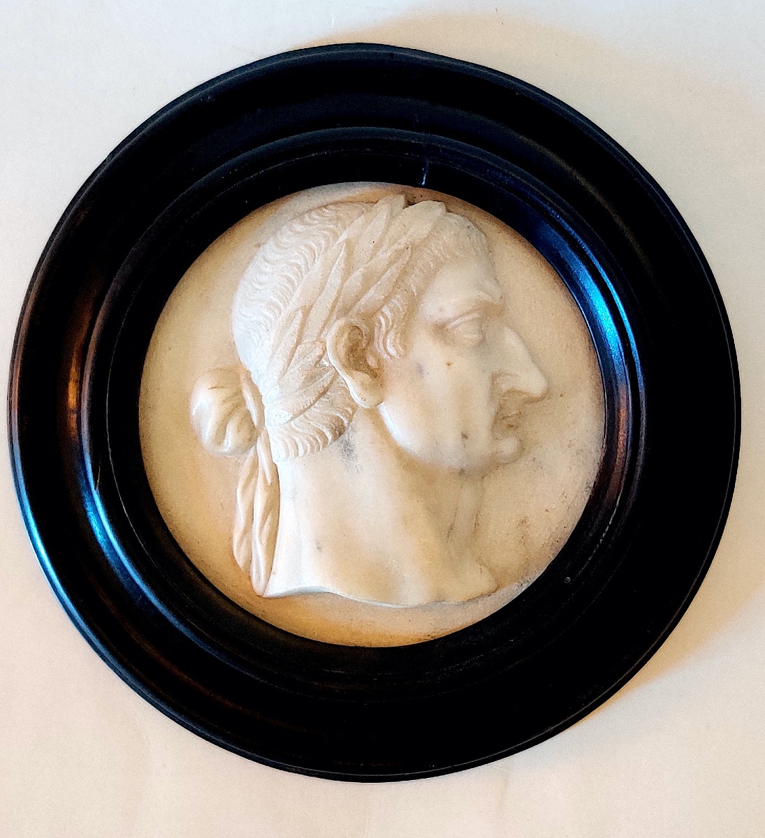 Portrait en marbre sculpté de l''Empereur romain " Caligula" , Italie , fin XVIIIème